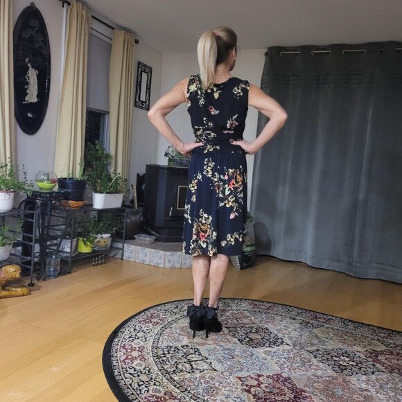 Black Floral Dress Jones NY Size 6 - Picture 3 of 5